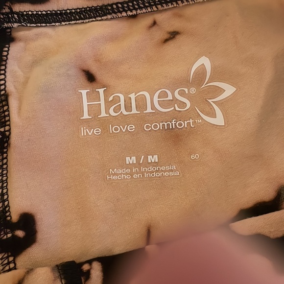 Bleached Reverse Tie Dye Biker Shorts - Picture 6 of 9